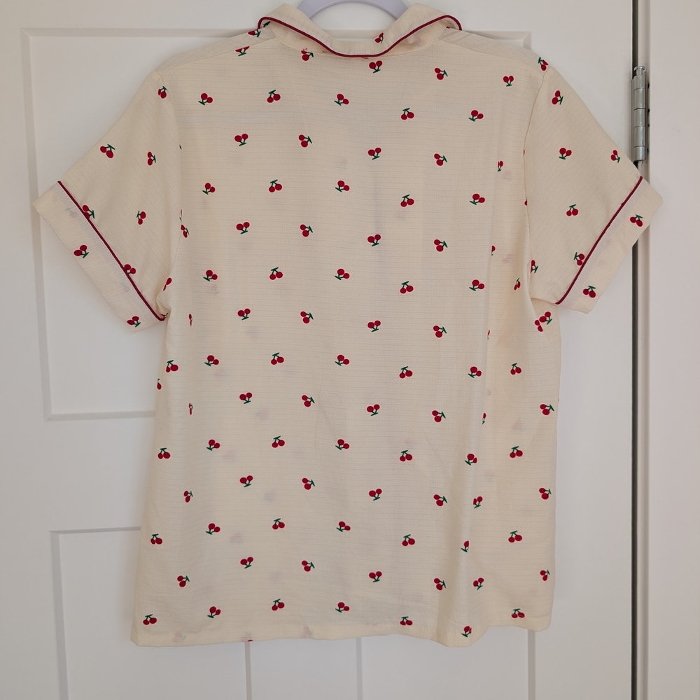 Collared Cherry Print Button-Up Top Size Large - image 5